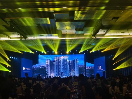 Flexible P7.62 Indoor Advertising LED Display Screen Curve 160° Viewing Angle