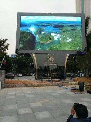 Outdoor LED Display Screen with IP65 Waterproof 1920Hz-3840Hz Refresh Rate and 100000 Hours Life Span