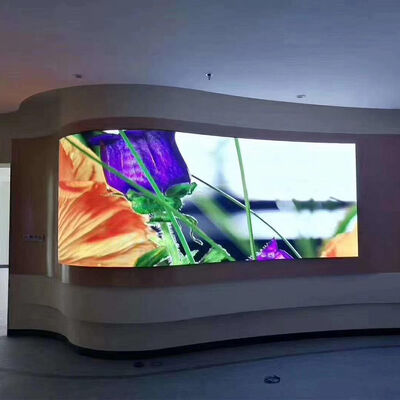Outdoor LED Display Screen with IP65 Waterproof Rating 1920Hz-3840Hz Refresh Rate and Die Cast Aluminum Cabinet