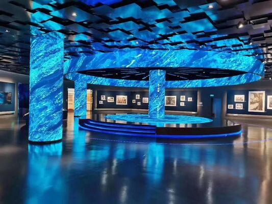 Outdoor LED Display Screen IP65 Waterproof with 3840Hz Refresh Rate and 100000 Hours Lifespan