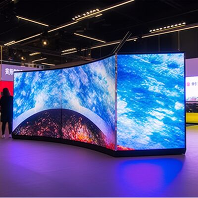 Outdoor LED Display Screen IP65 Waterproof with 3840Hz Refresh Rate and 100000 Hours Lifespan