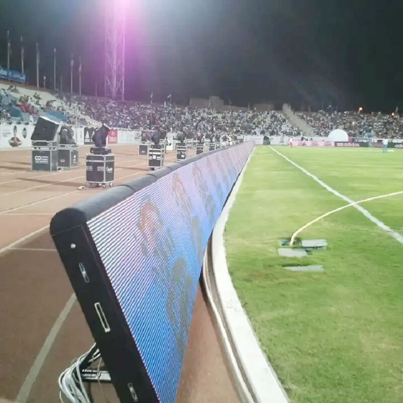 Waterproof IP65 Outdoor LED Display Screen with 4500-5500cd/㎡ Brightness and 3840-7680Hz Refresh Rate